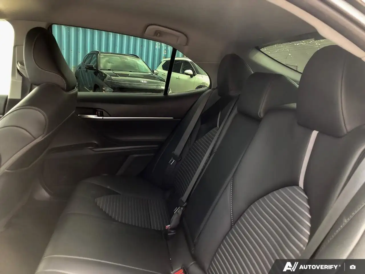 Toyota Camry снимка Toyota Camry