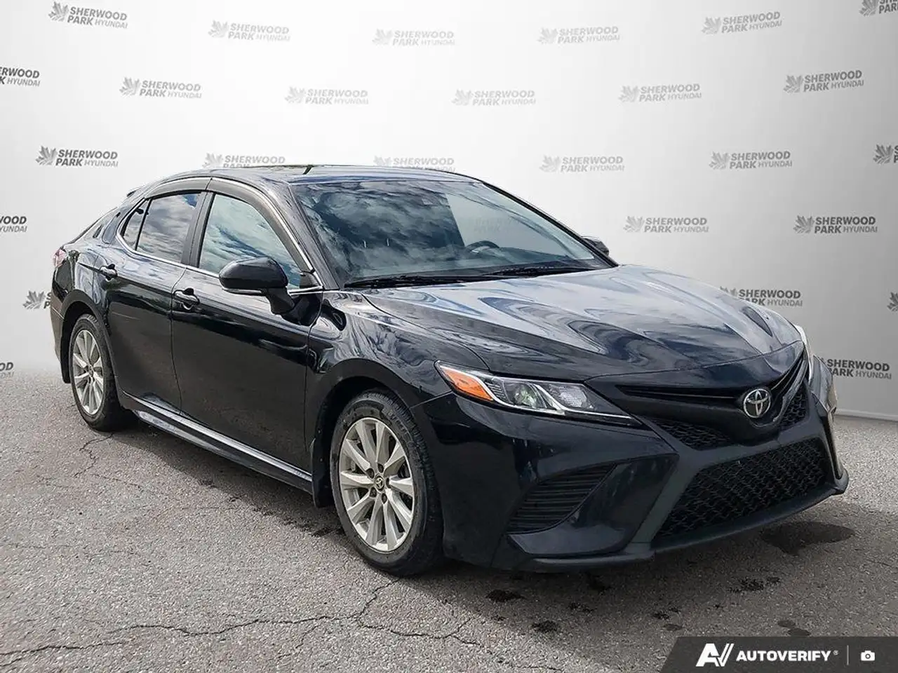 Toyota Camry снимка Toyota Camry