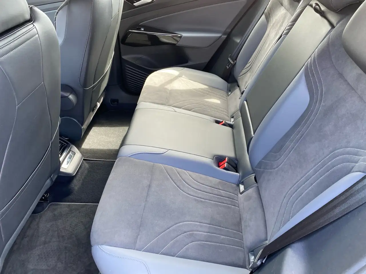 Volkswagen ID.4 PRO PERF. 82 kWh +WÄPU +AHK +LED +ACC +CARPLAY +N, миниатюра 15