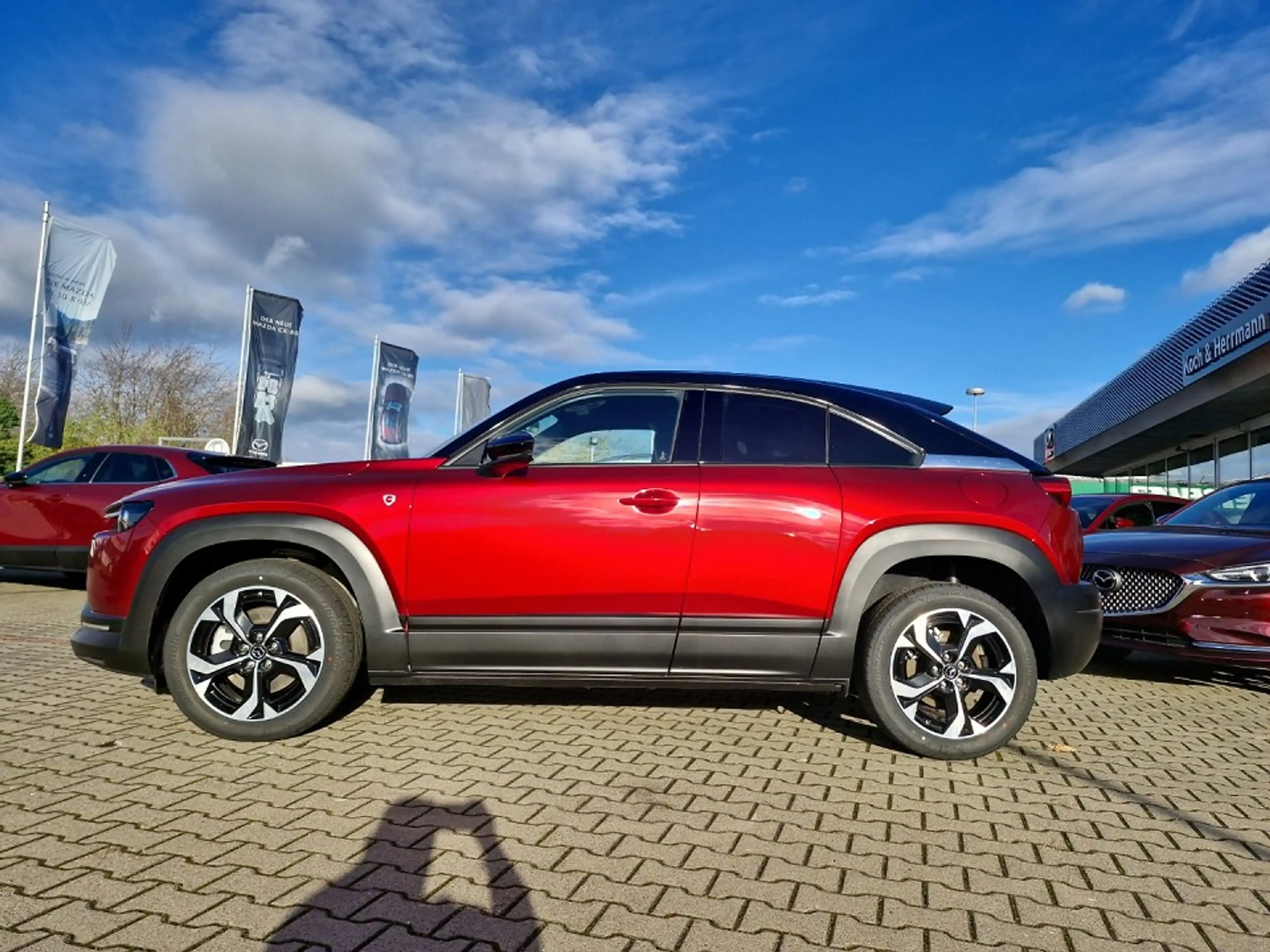 Mazda MX-30 e-SKYACTIV R-EV Ad´vantage — photo 4