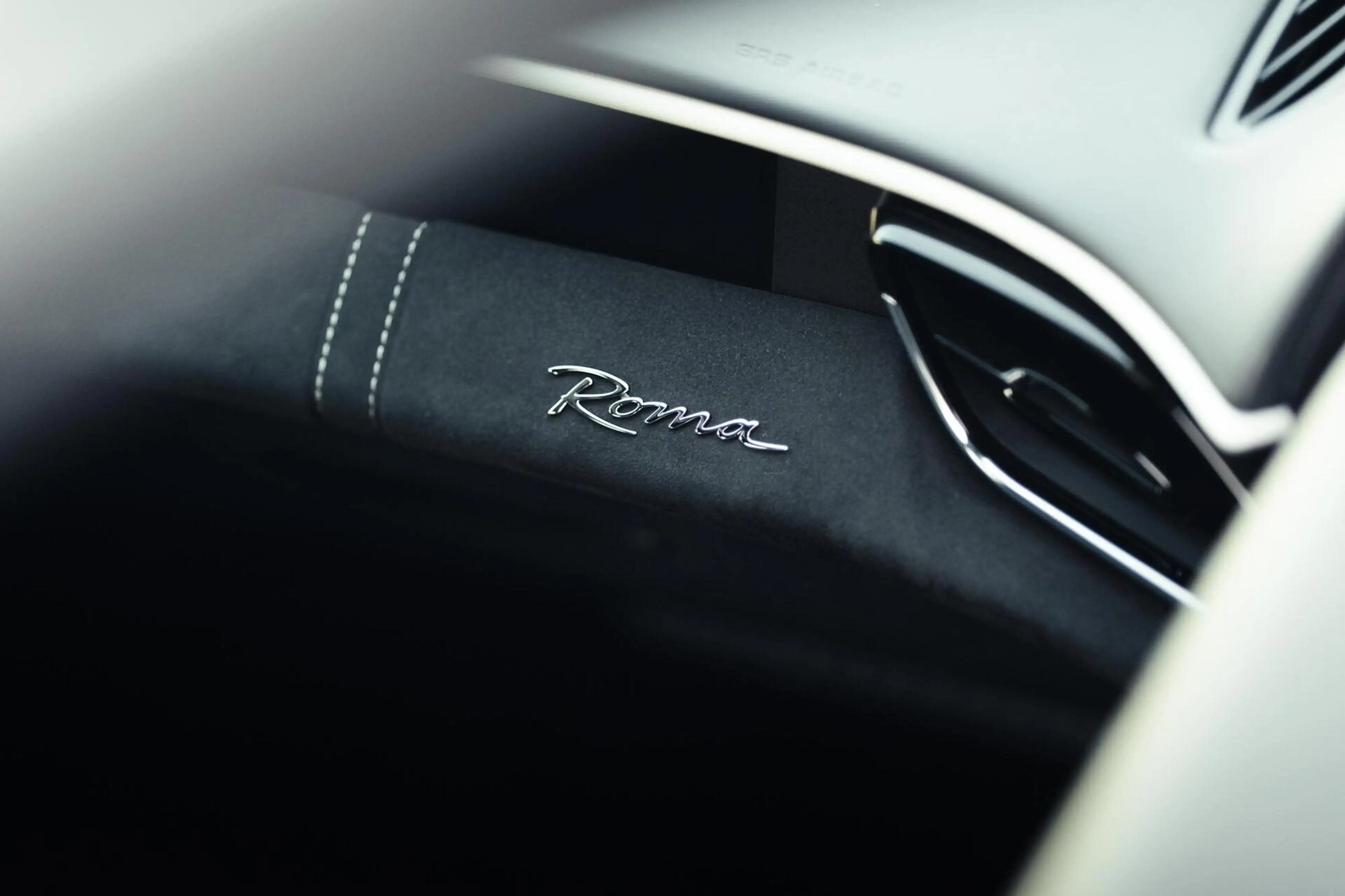 Ferrari Roma 3.9 V8 HELE — photo 7