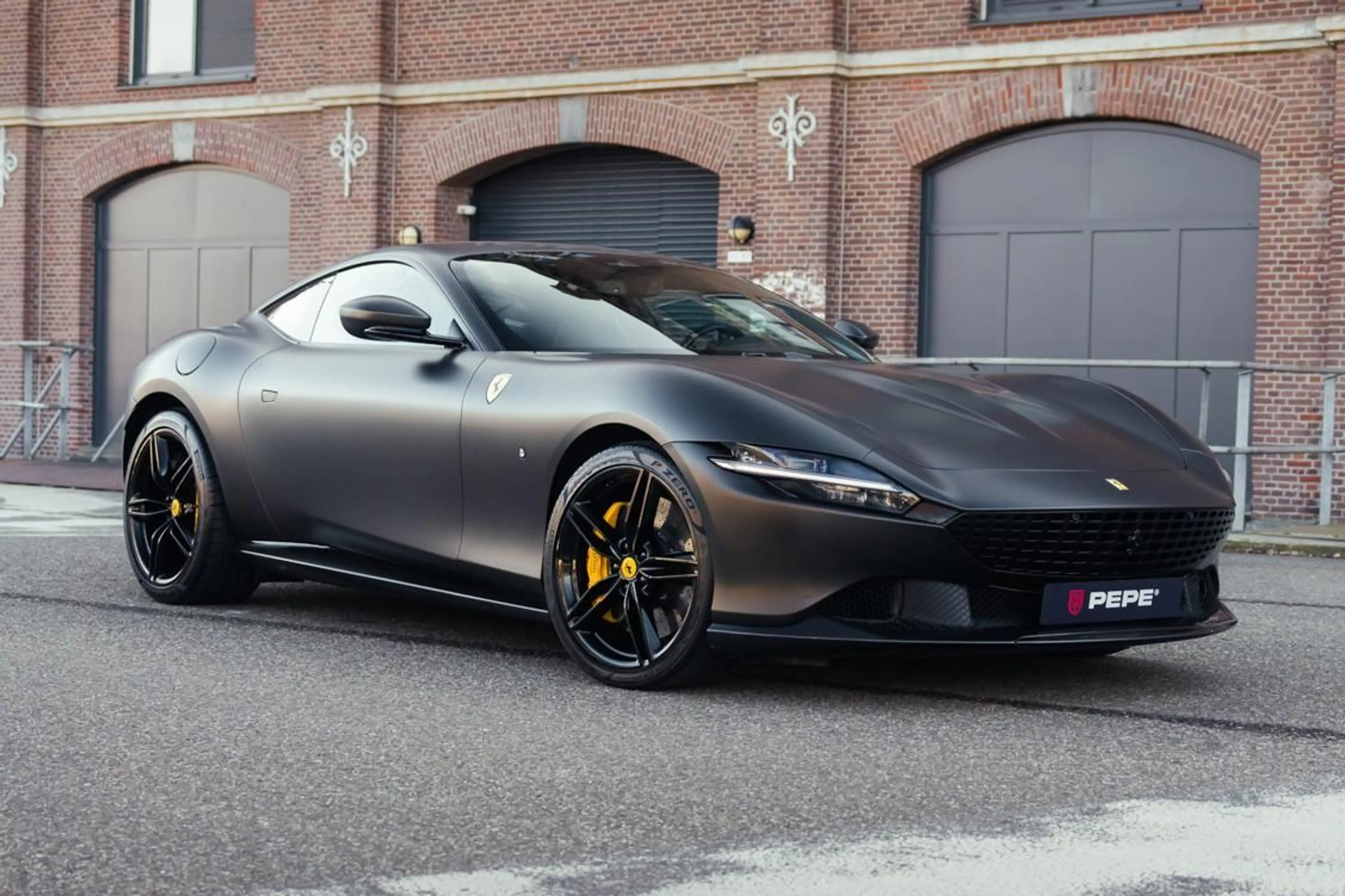Ferrari Roma 3.9 V8 HELE — photo 2