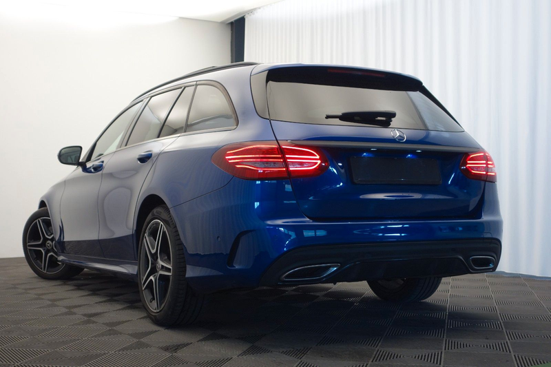 Mercedes-Benz C 200 T d AMG Line *AMG, Night-Paket, Hingucker* — photo 7