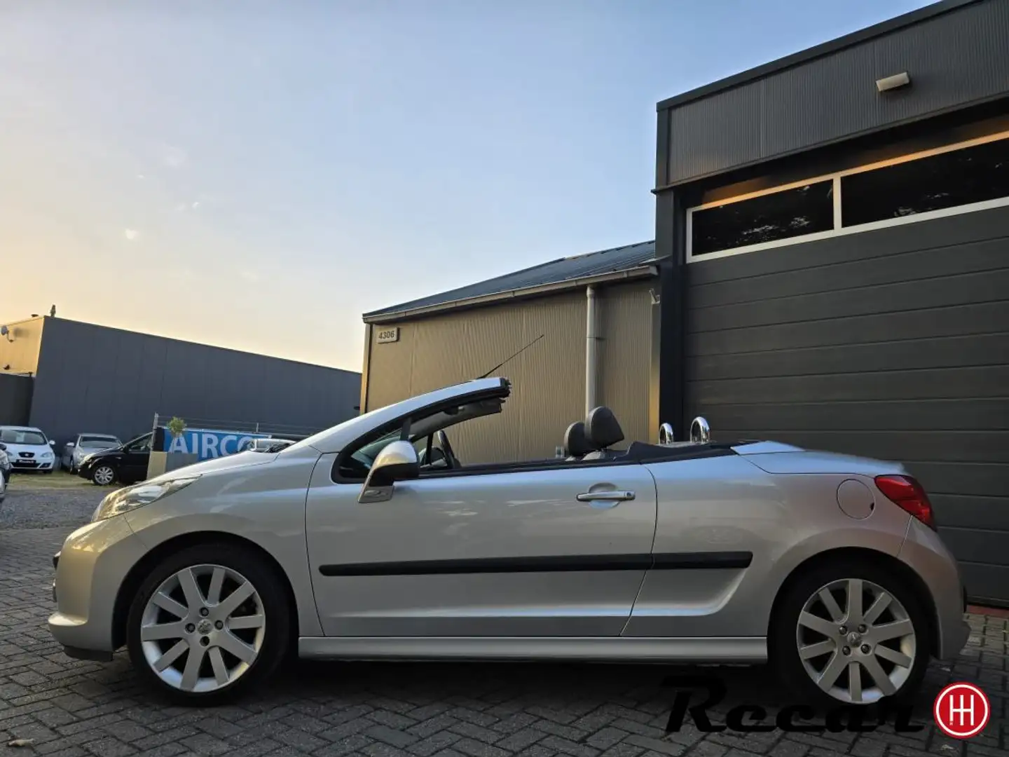 Peugeot 207 CC - 1.6-16V T Féline/Clima/Leer/Stoelv/Pdc/Nap Grau - 2