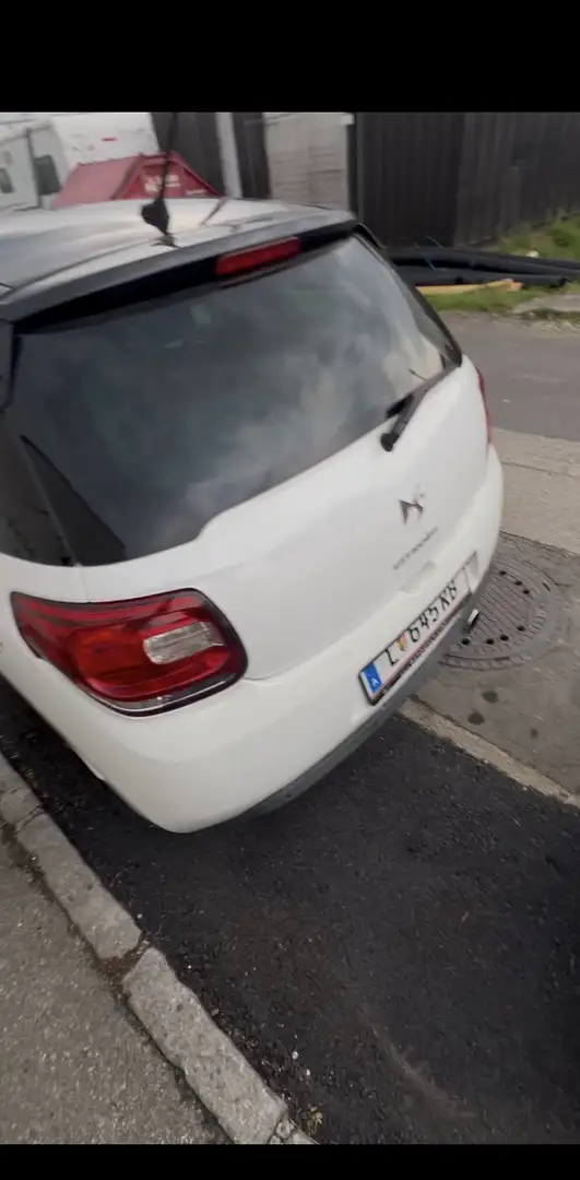 Citroen DS3 1,6 16V VTi White Edition Airdream - 1