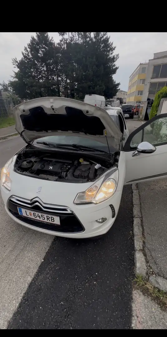 Citroen DS3 1,6 16V VTi White Edition Airdream - 2