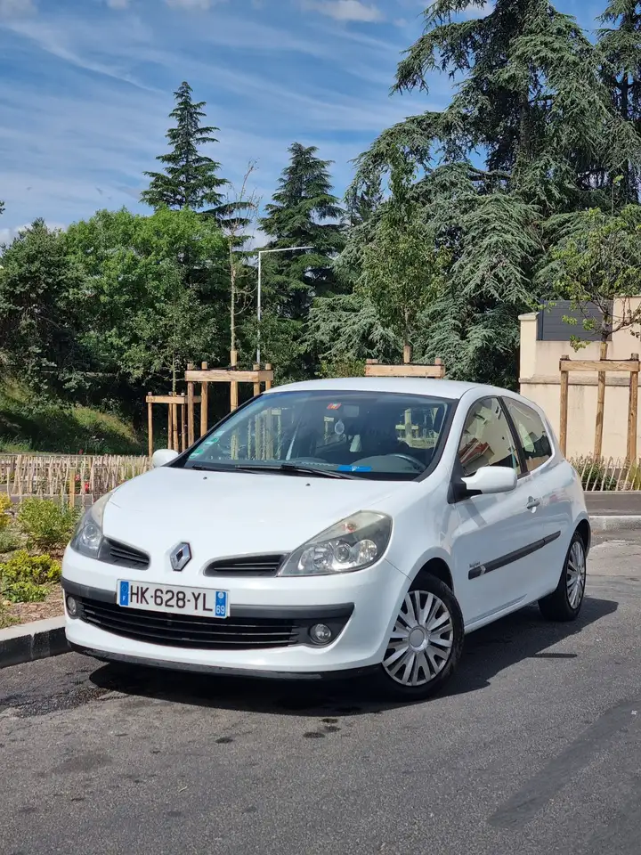 Renault Clio 1.2 16v 75 Campus Dynamique