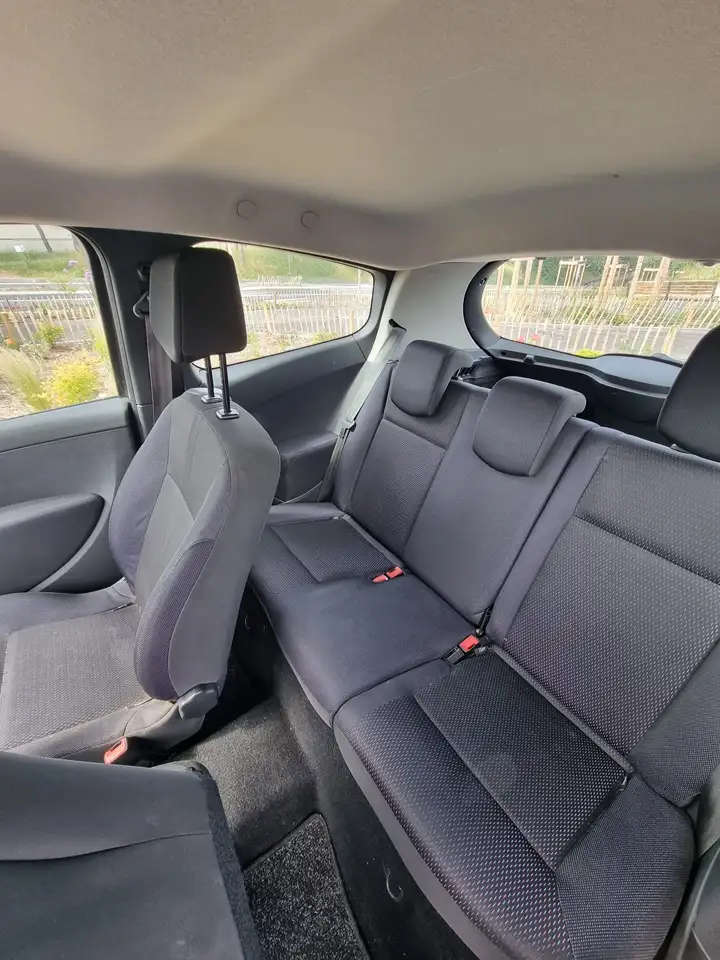 Renault Clio Citadine 3 portes — photo 6