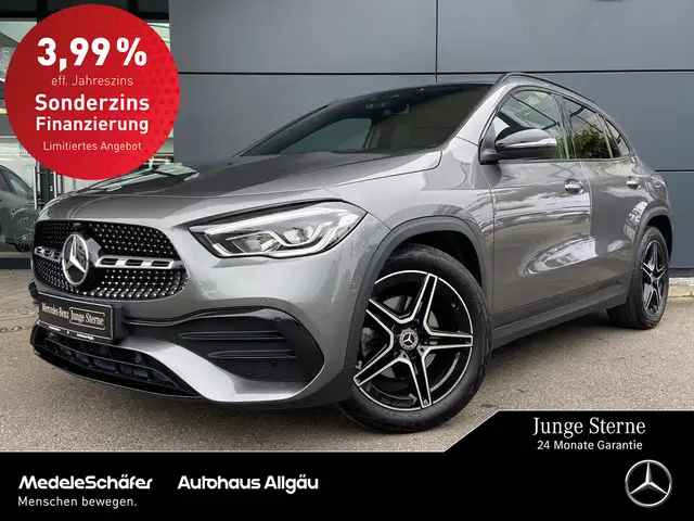 Mercedes-Benz GLA 200 AMG Night AHK LED MBUX Easy Pack Kamera