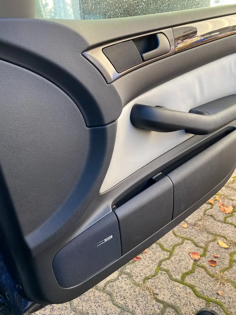 Audi RS6 LIMOUSINE V8 BITURBO 4,2 Bleu - 2