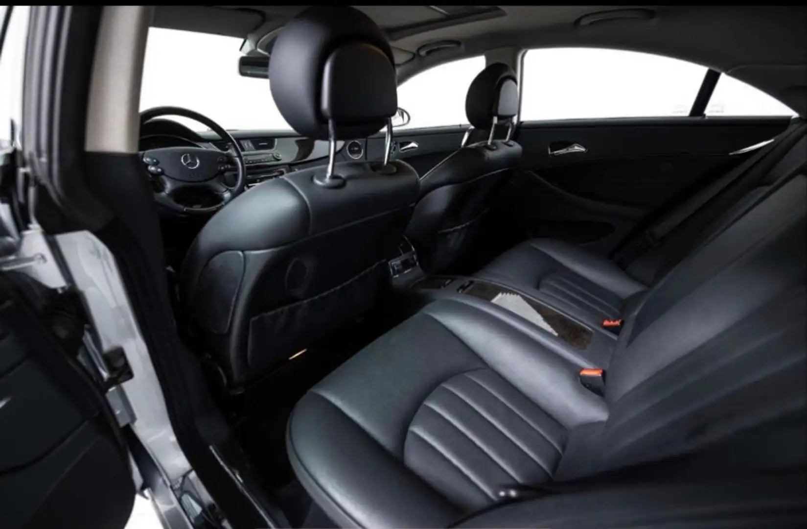 Mercedes-Benz CLS 320 cdi V6 - 1