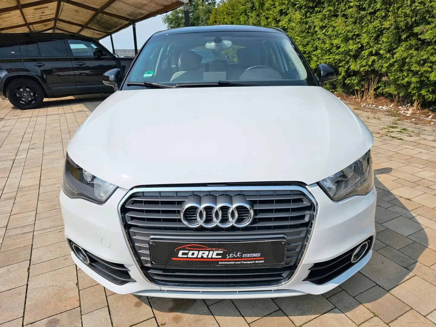 Audi A1 Sportback attraction Weiß - 1