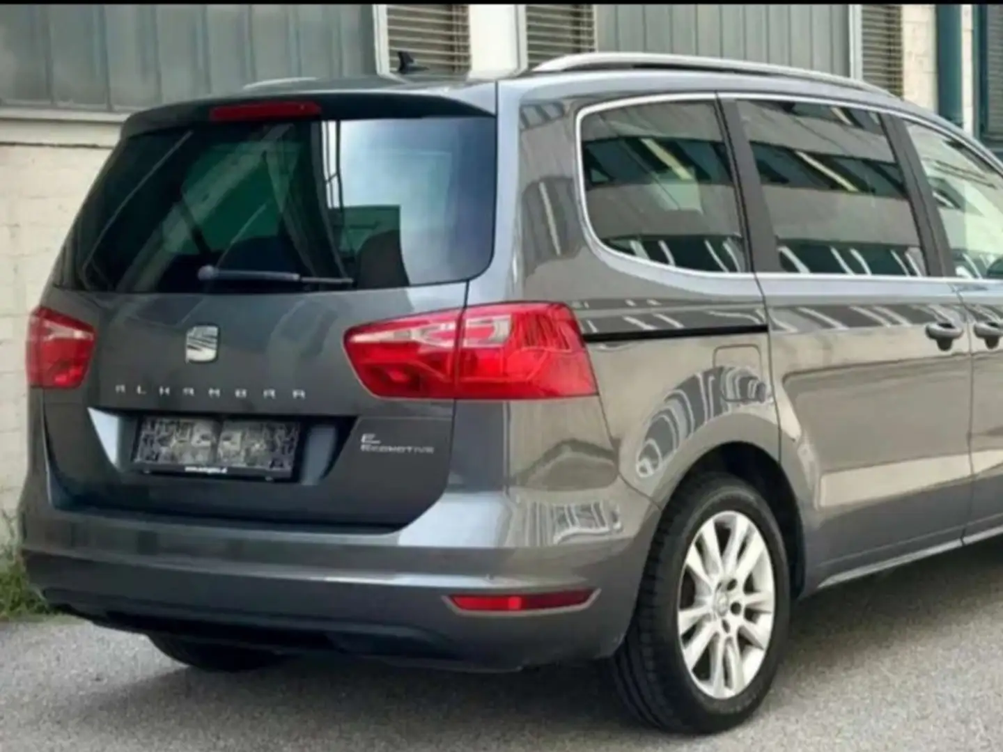 SEAT Alhambra 2.0 TDI Ecomotive Reference - 2