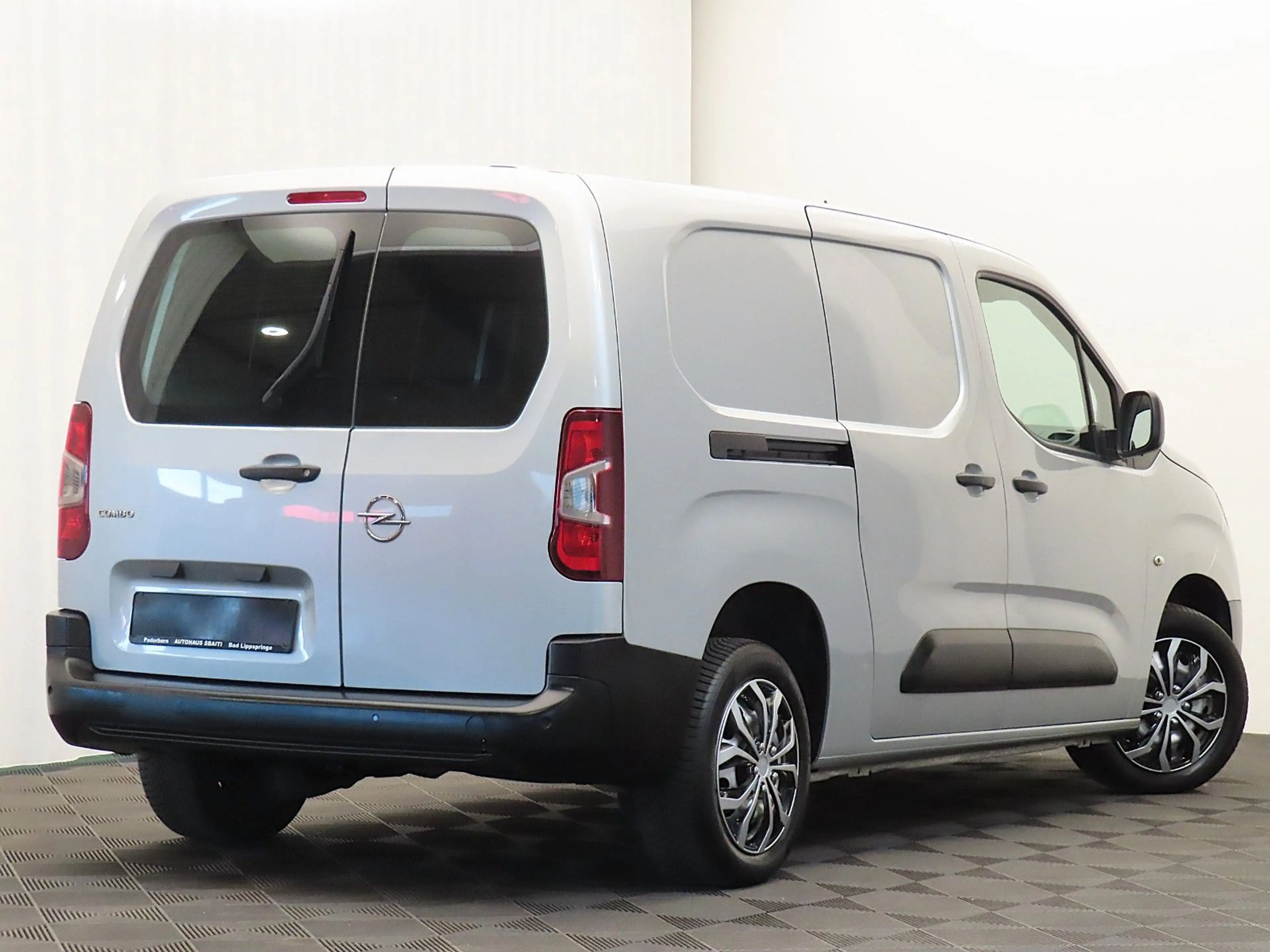 Opel Combo E Cargo Edition erhöhte Nutzlast XL *LANG* — photo 2