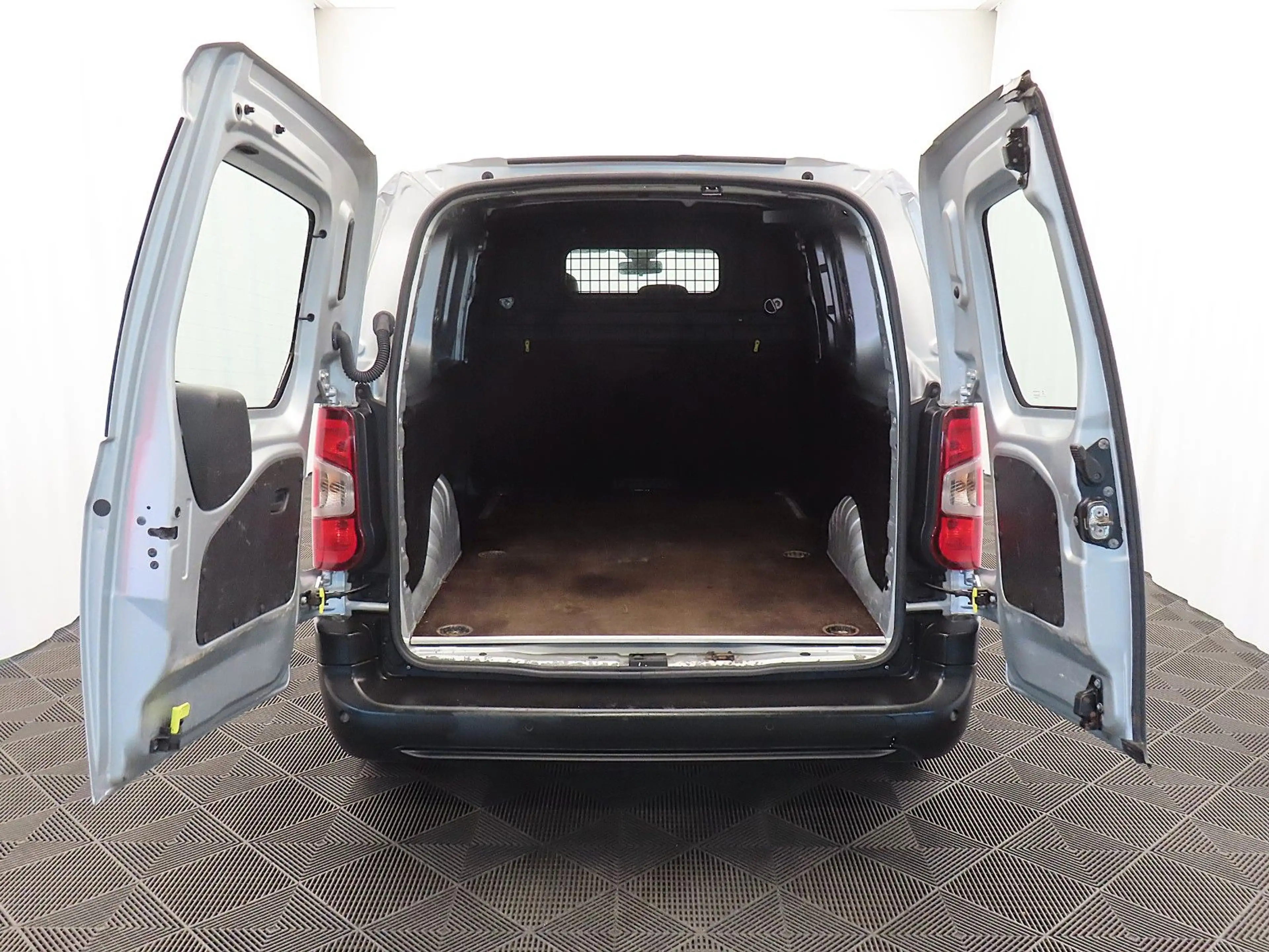 Opel Combo E Cargo Edition erhöhte Nutzlast XL *LANG* — photo 10