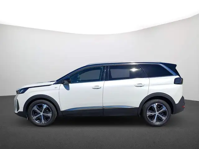 Peugeot 5008 view 4