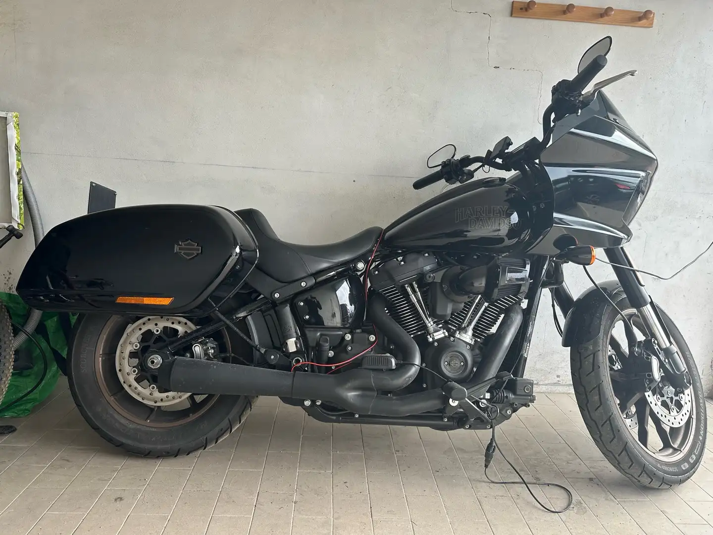 Harley-Davidson Lowrider ST FXLRST - 1