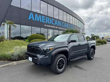 TRD OFF ROAD PREMIUM HYBRIDE