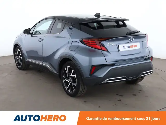 Toyota C-HR view 4