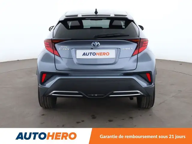 Toyota C-HR view 5