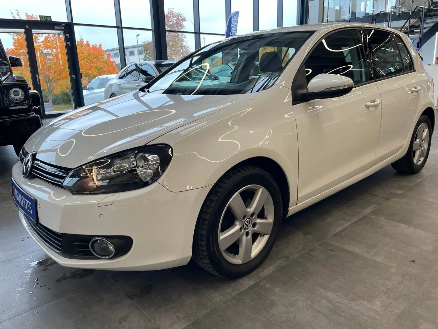 Volkswagen Golf VI Comfortline *Klima*SHZ*PDC*Tempomat* Weiß - 2