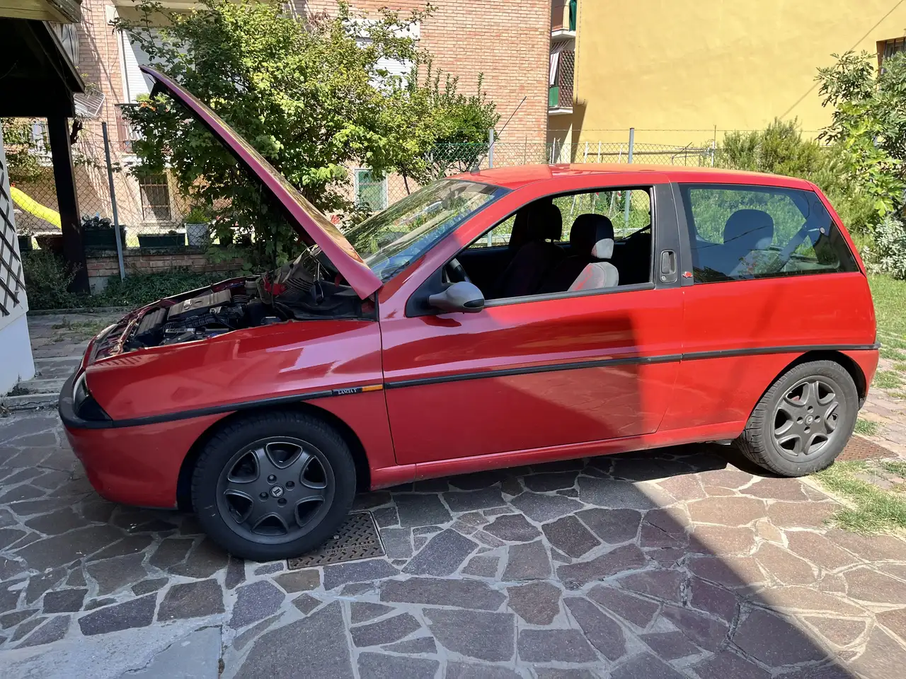 Lancia Y 1.2 16v Elefantino Rosso, foto 2