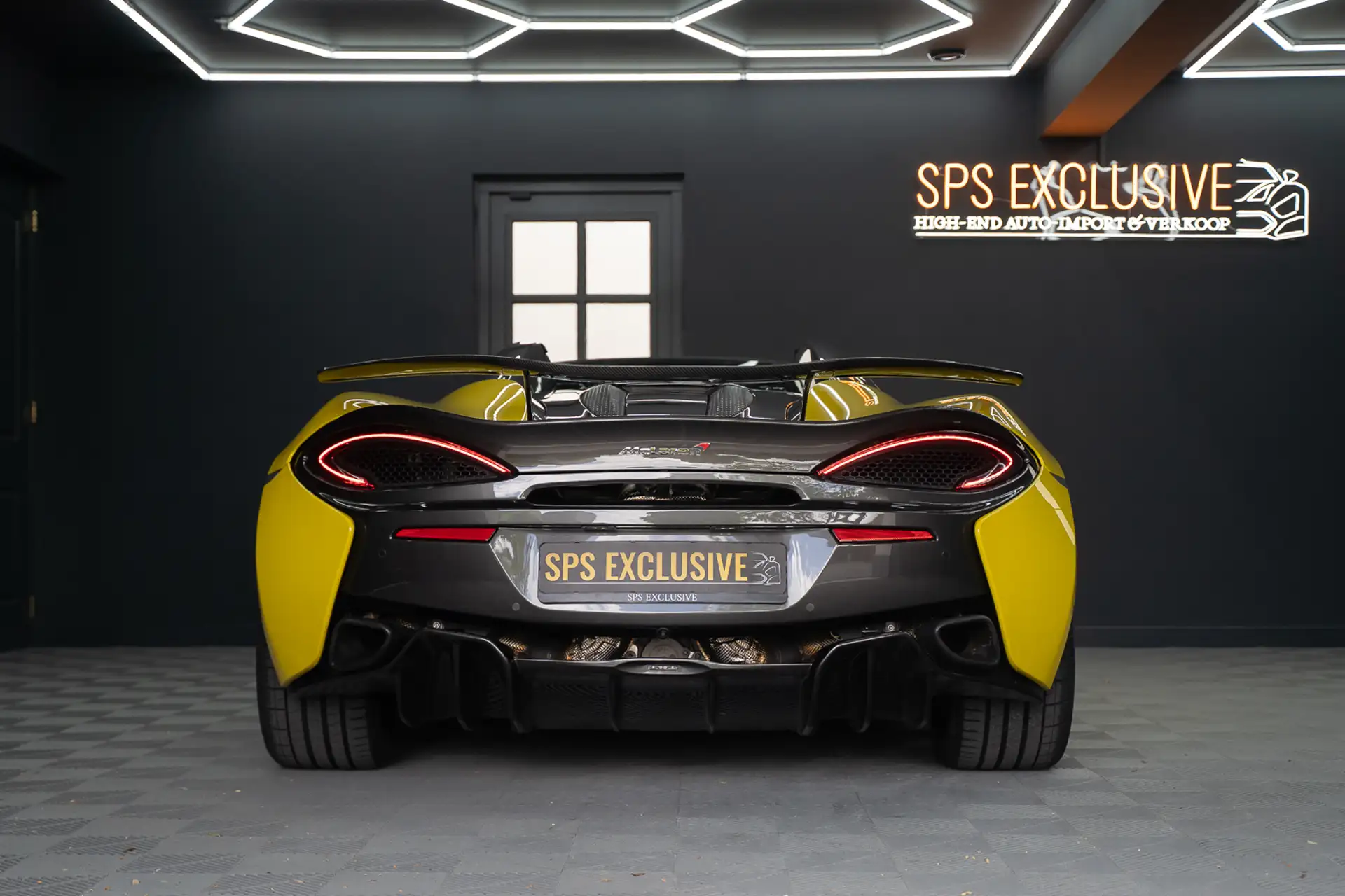 맥라렌 570S 570 Sport Spider 2018 노랑 사진 7