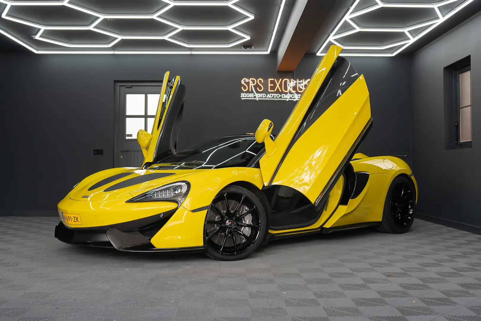 McLaren 570S Spider 570S / Lift / Keramisch / Novitec / Elite p Gelb - 1