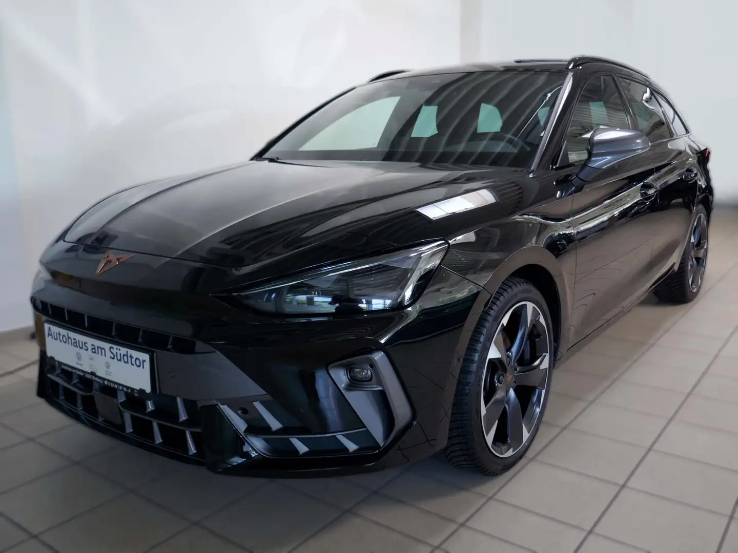 CUPRA Leon SP 1.5 eTSI | LED RFK ACC Navi Schwarz - 2