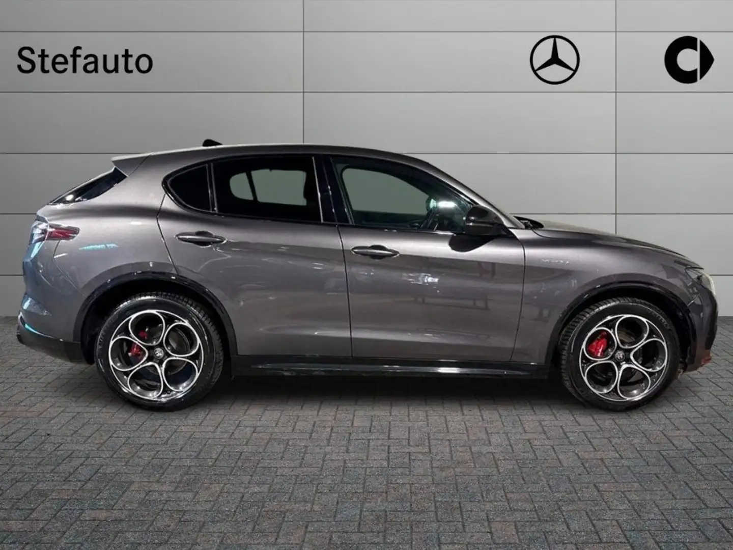 Alfa Romeo Stelvio 2.2 Turbodiesel 210 CV AT8 Q4 Veloce Grigio - 2