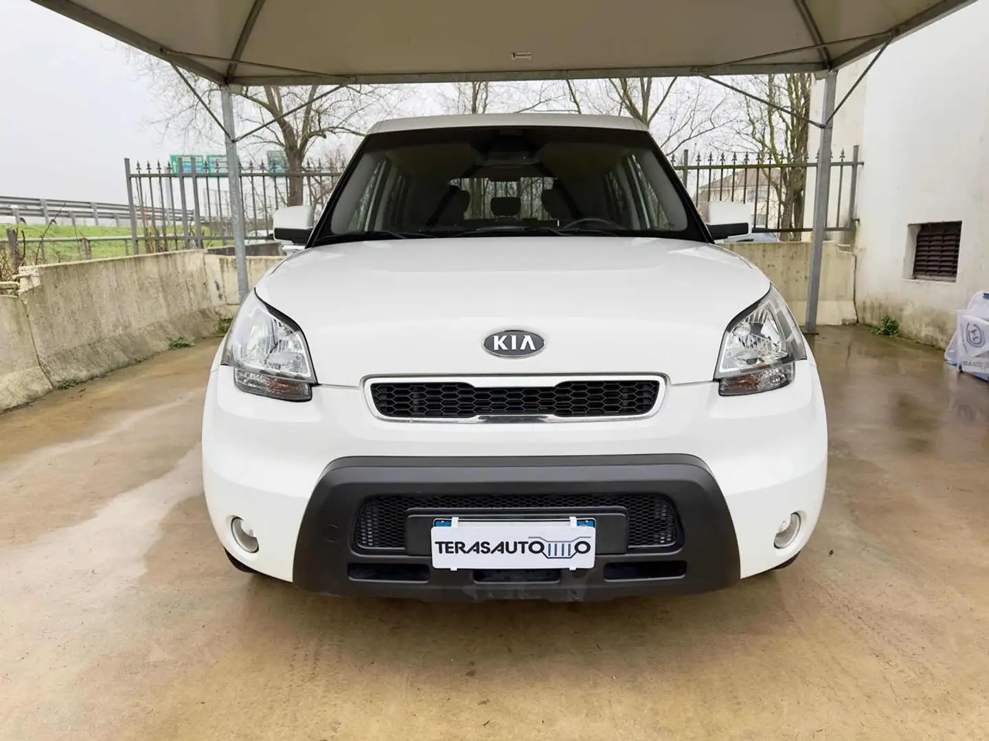 Kia Soul 1.6 CVVT Cool BENZ/GPL OK 06/2030 1 PROPRIETARIO Bílá - 2