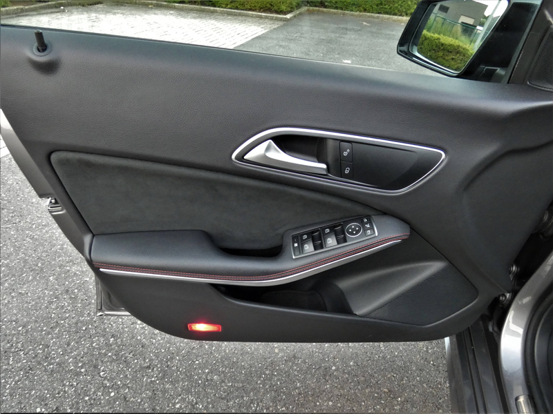 Mercedes-Benz CLA 180 CLA 180 AMG Line Night Pack Toit Panoramisch Dak DCT-7G ! — photo 11