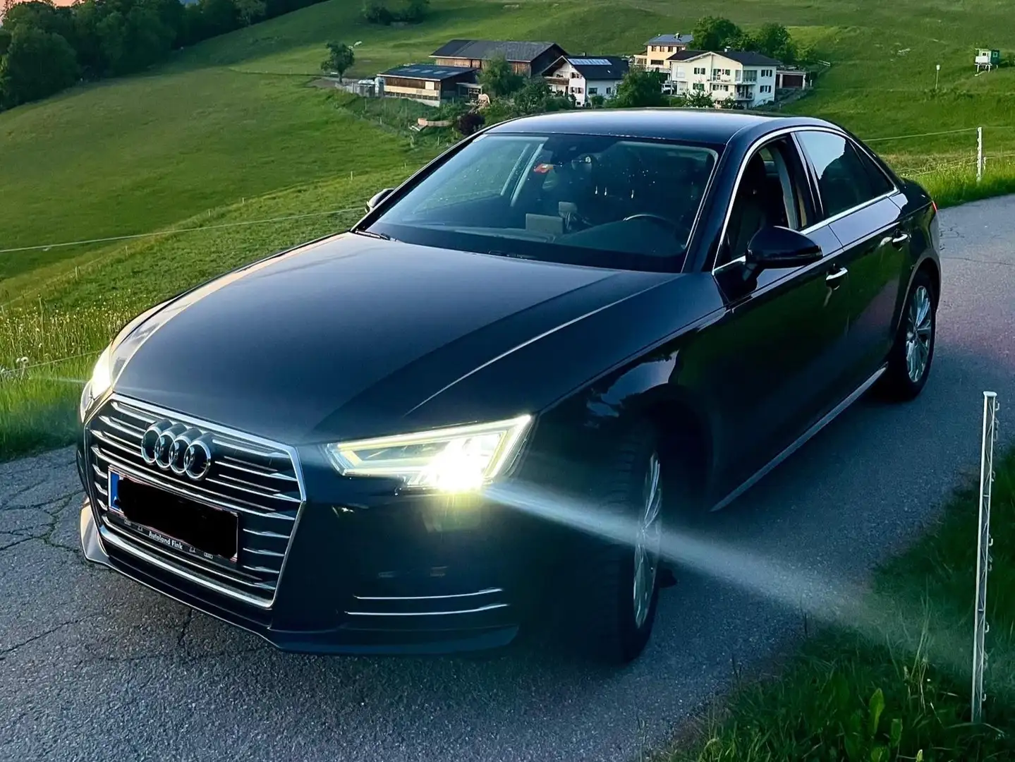 Audi A4 1,4 TFSI S-tronic Schwarz - 2