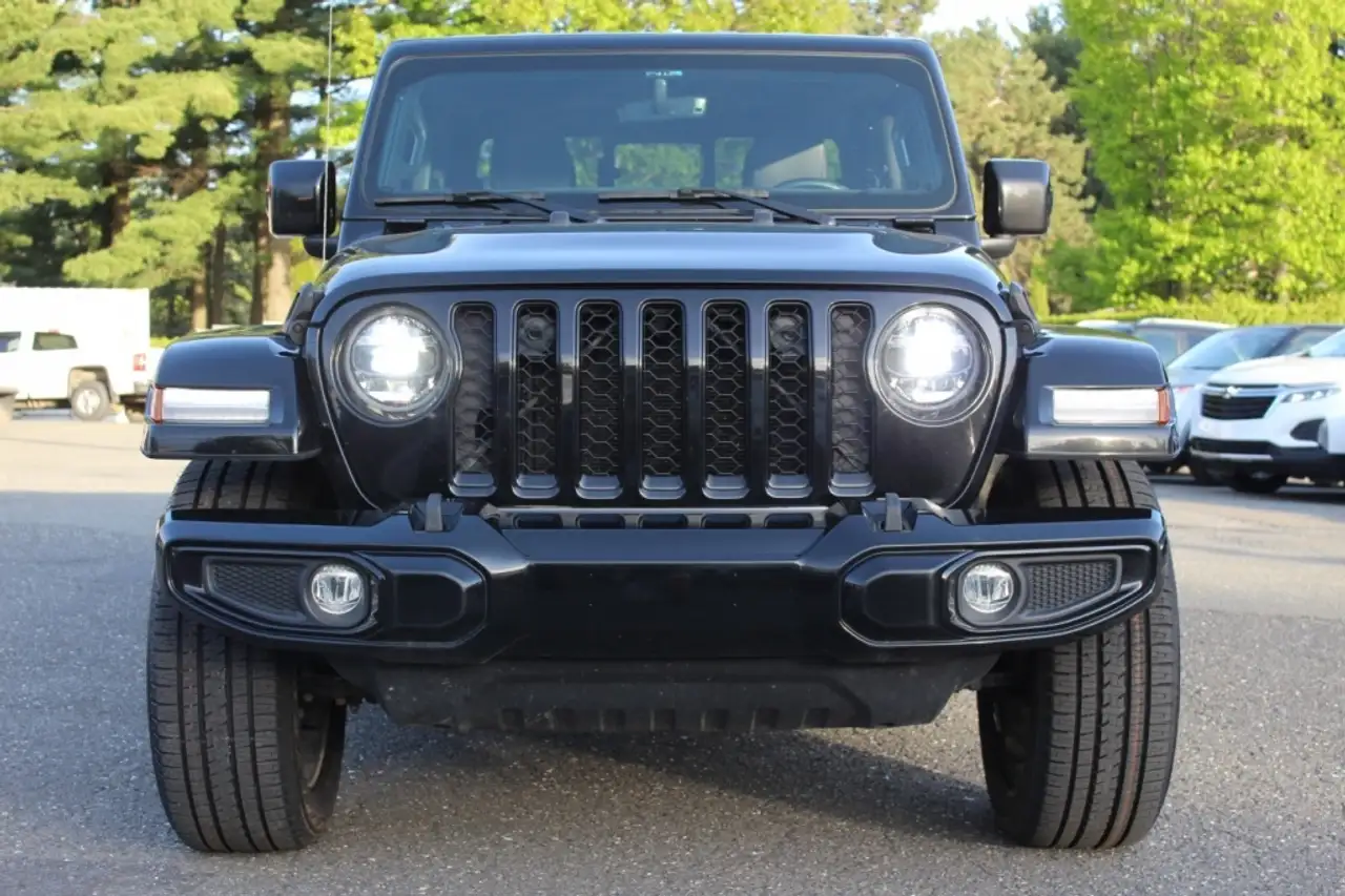 Jeep Gladiator photo Jeep Gladiator