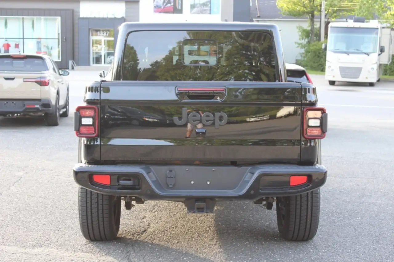 Jeep Gladiator photo Jeep Gladiator