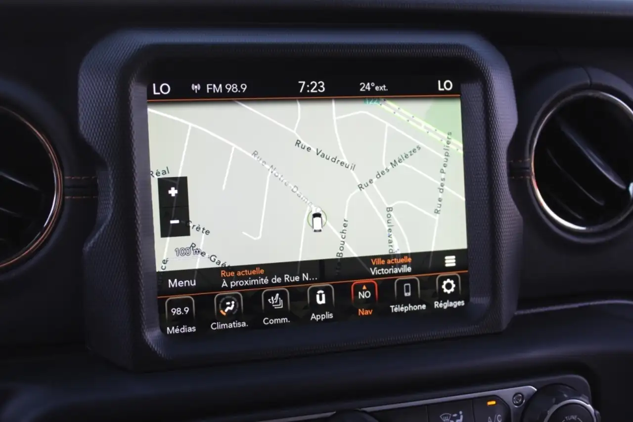 Jeep Gladiator photo Jeep Gladiator
