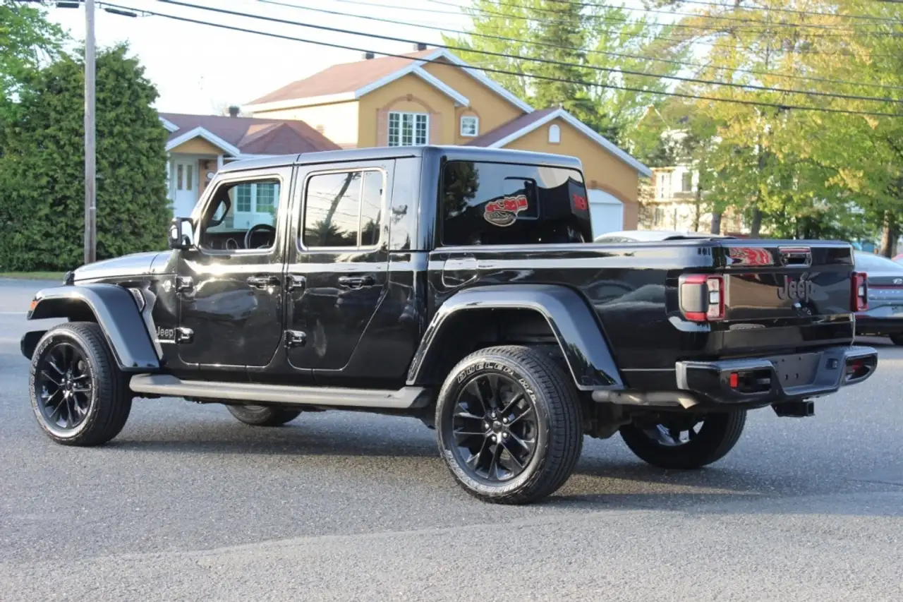 Jeep Gladiator photo Jeep Gladiator