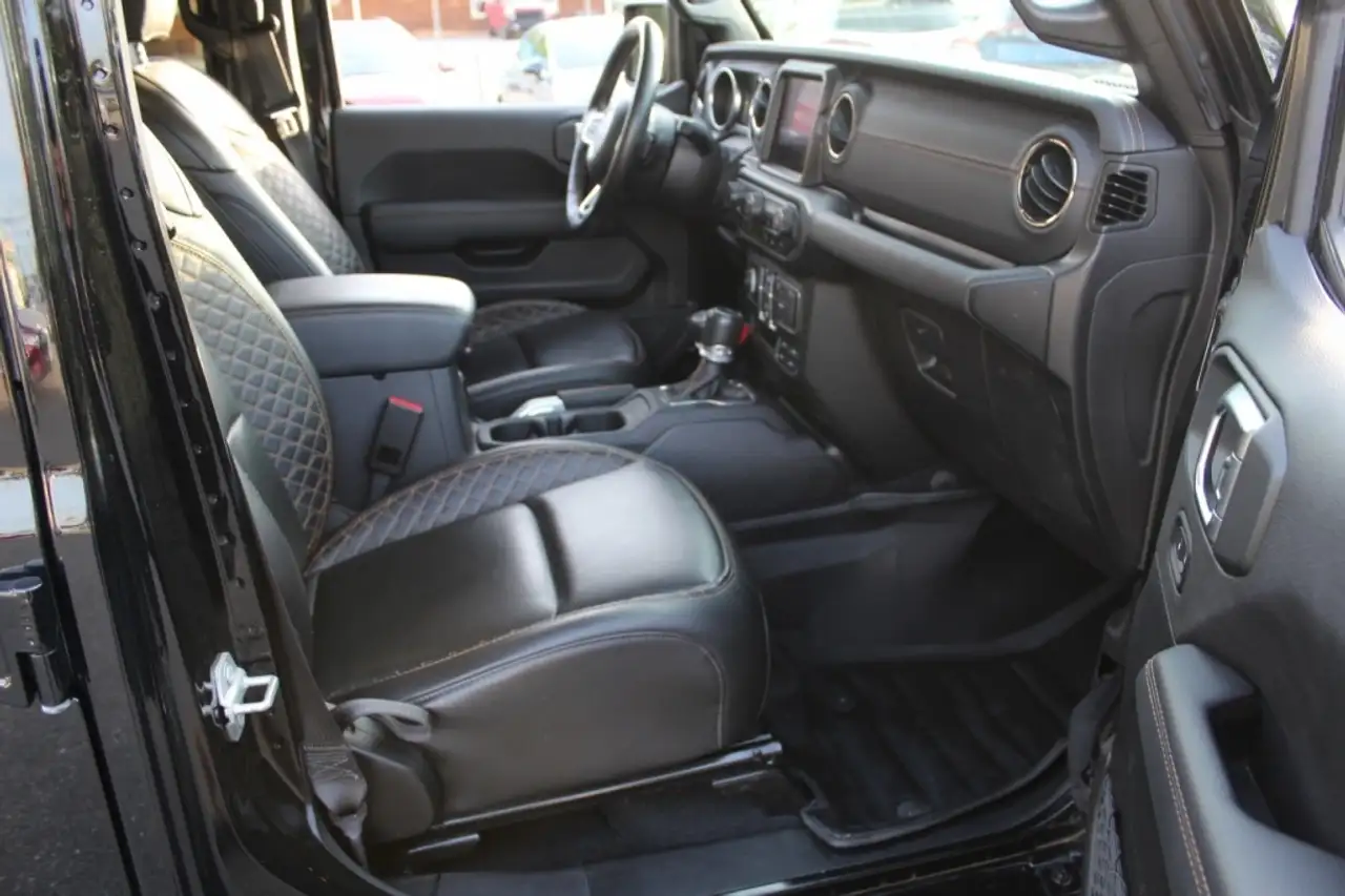 Jeep Gladiator photo Jeep Gladiator