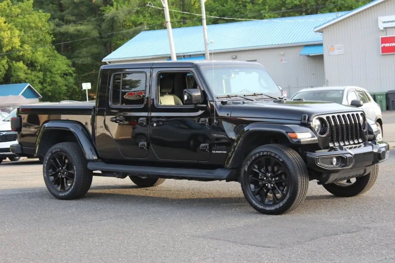 Jeep Gladiator photo Jeep Gladiator