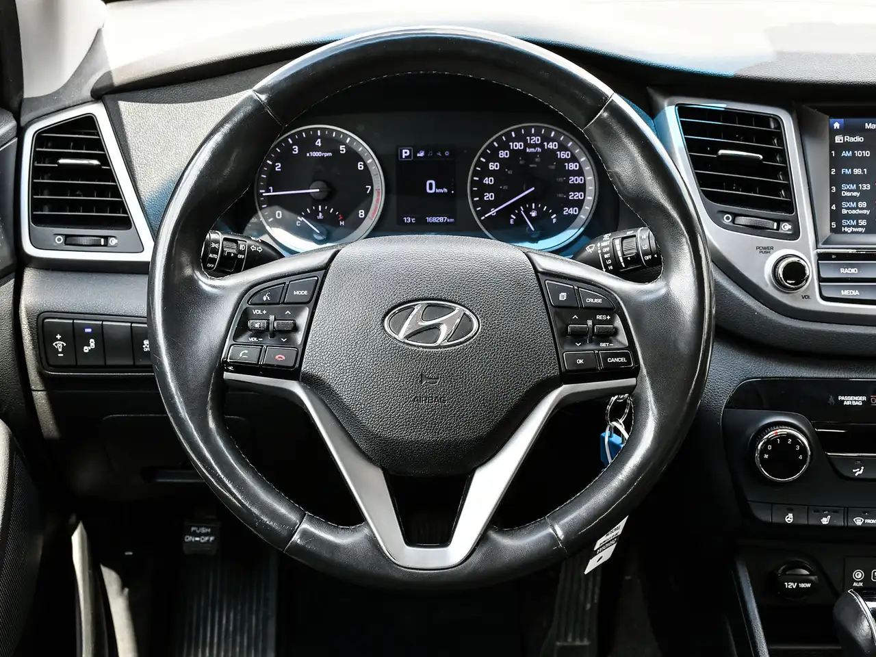 Hyundai TUCSON снимка Hyundai TUCSON
