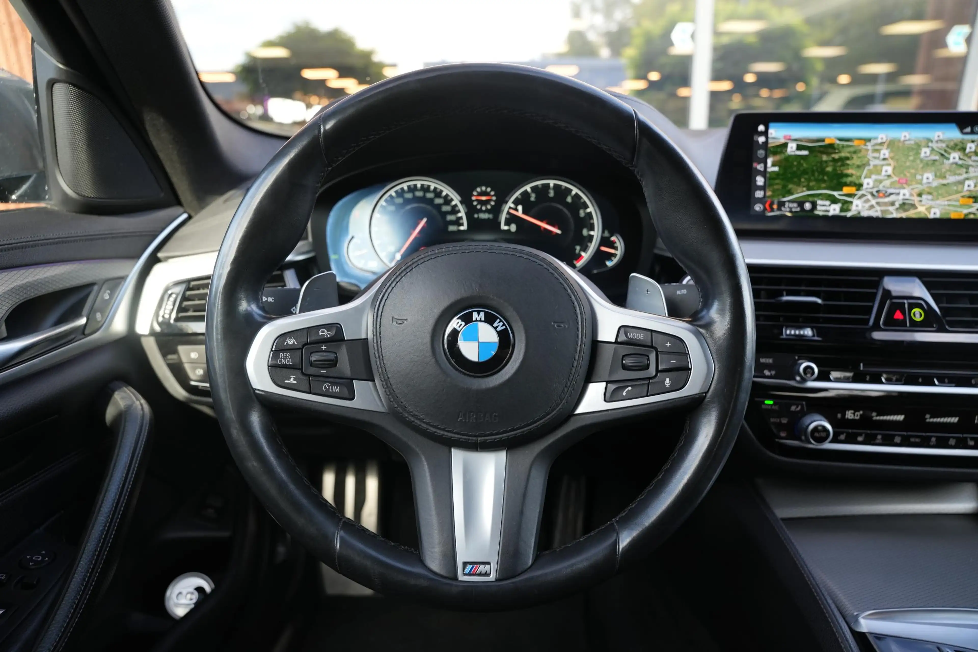 BMW 540 5-serie 540i xDrive High Executive M Pakket Head U — photo 8