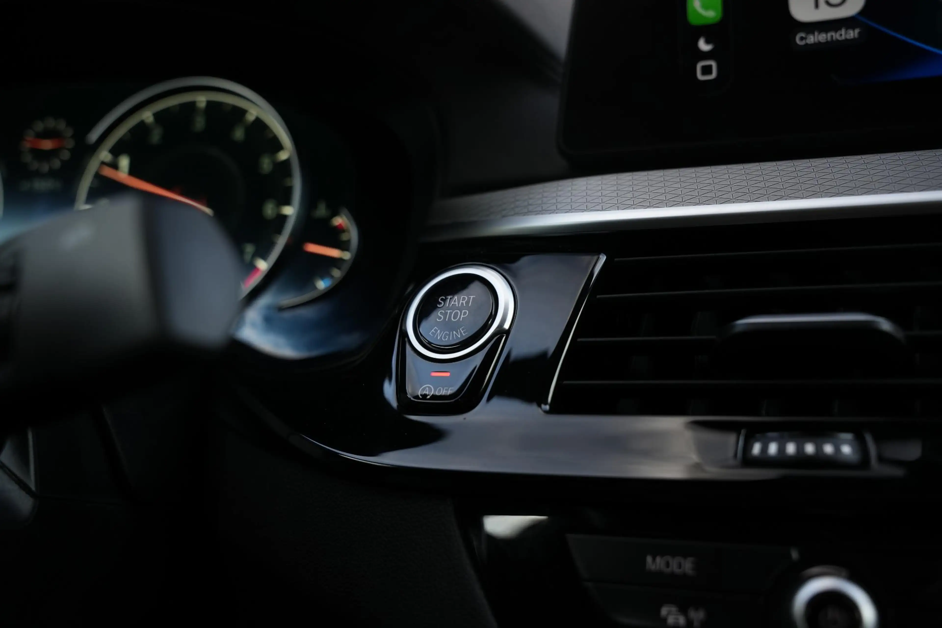BMW 540 5-serie 540i xDrive High Executive M Pakket Head U — photo 36