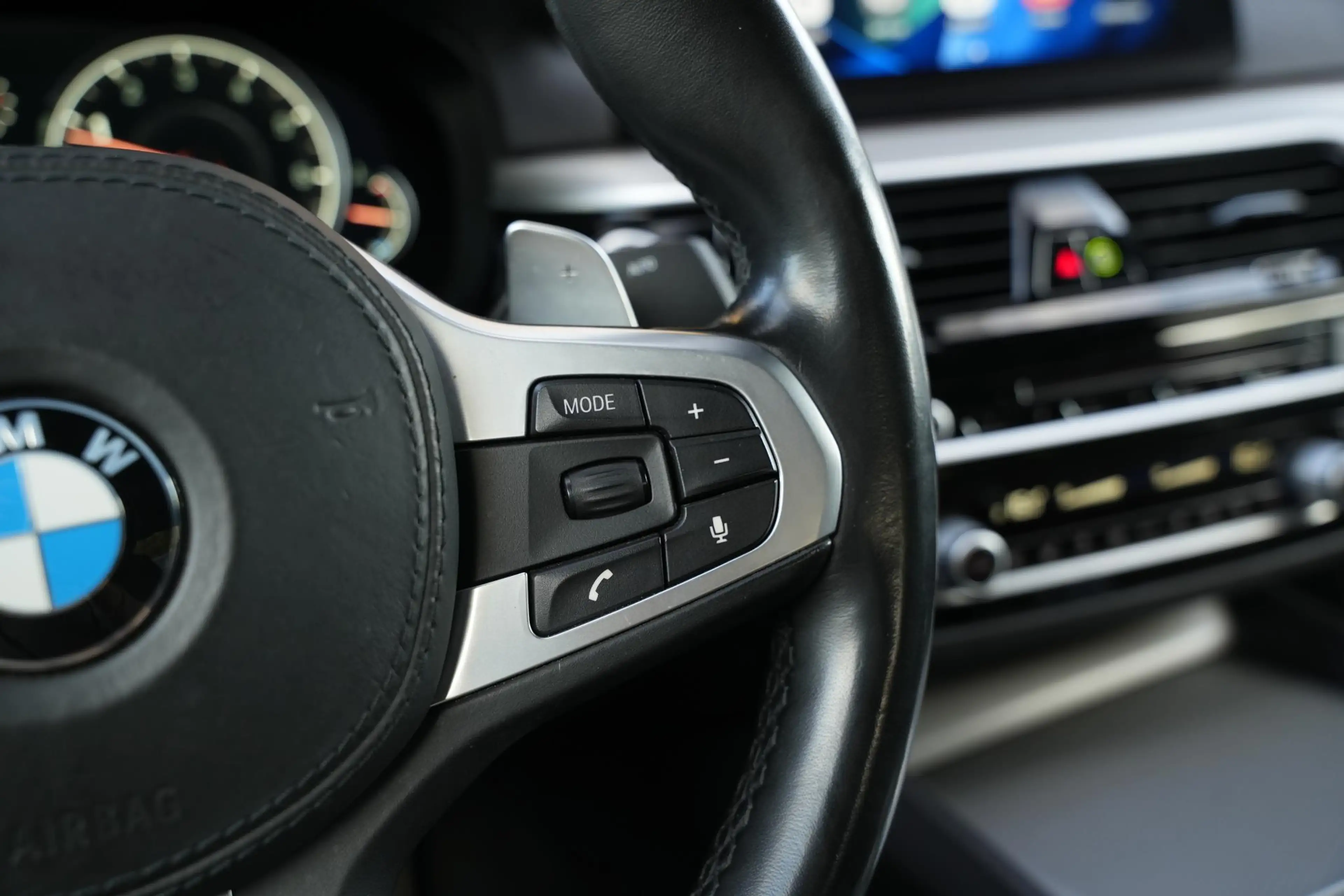 BMW 540 5-serie 540i xDrive High Executive M Pakket Head U — photo 37