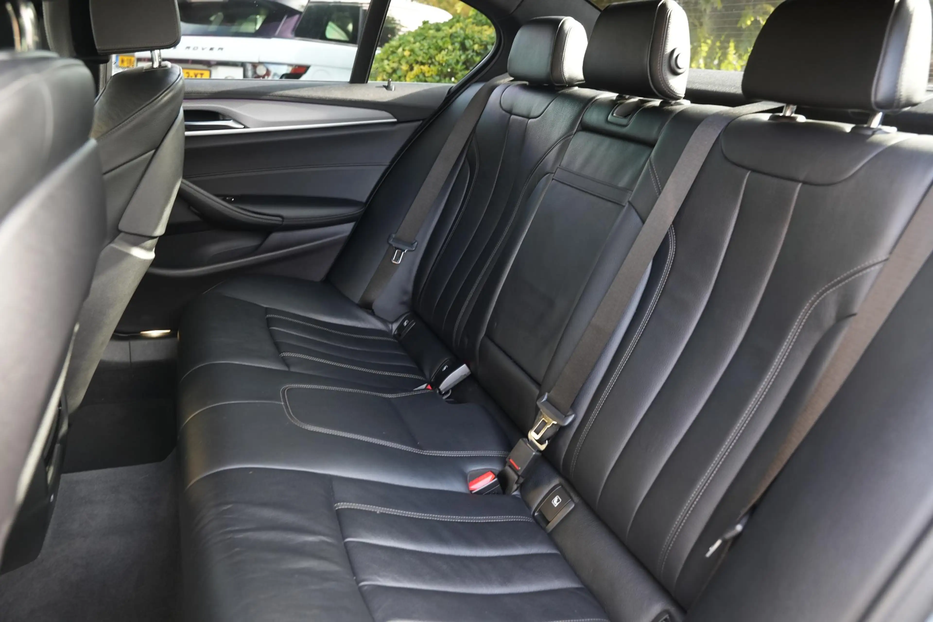 BMW 540 5-serie 540i xDrive High Executive M Pakket Head U — photo 6