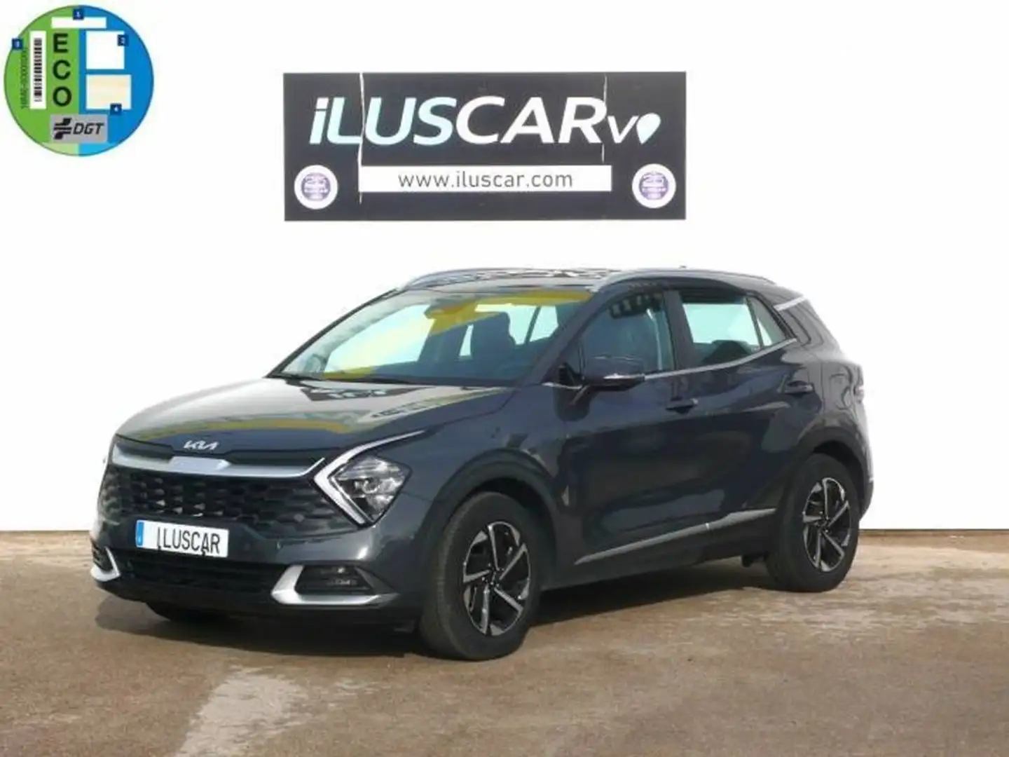 Kia Sportage 1.6T-GDI MHEV 110KW 150CV DRIVE Gris - 1