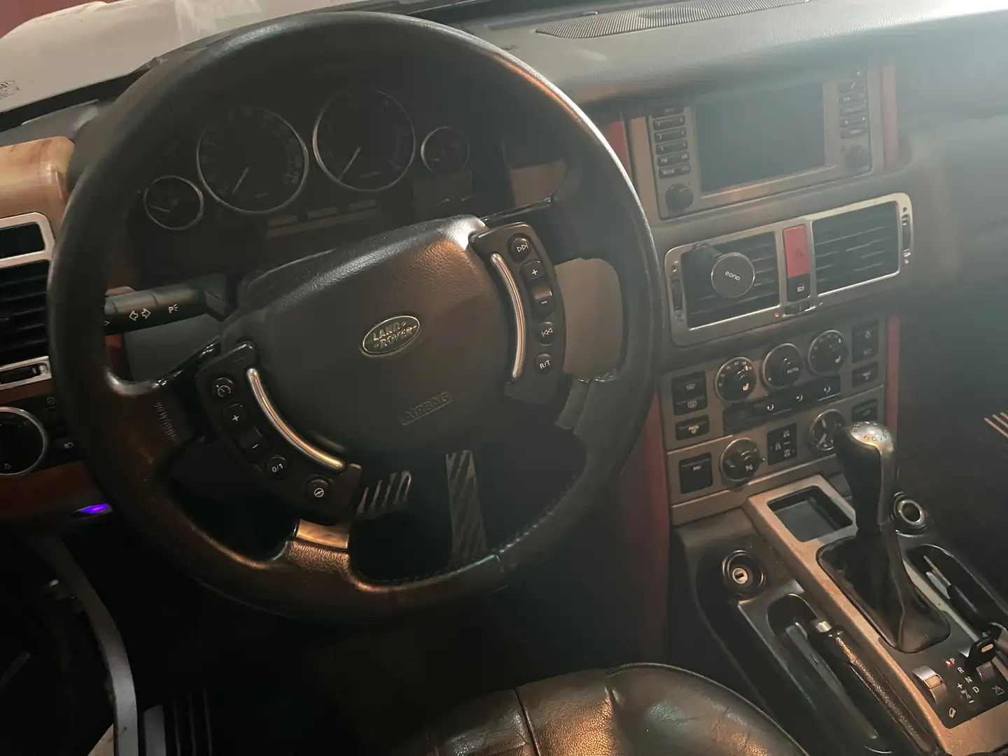 Land Rover Range Rover Silber - 1