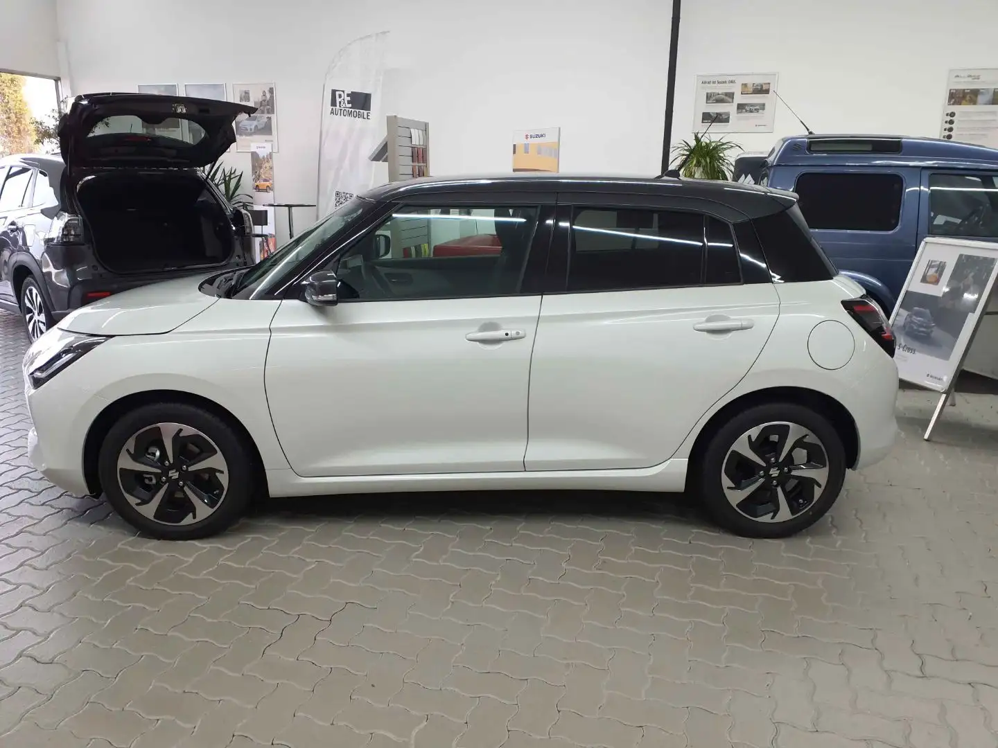 Suzuki Swift 1,2 CVT Comfort+ Hybrid*5 Jahre Garantie* Weiß - 2