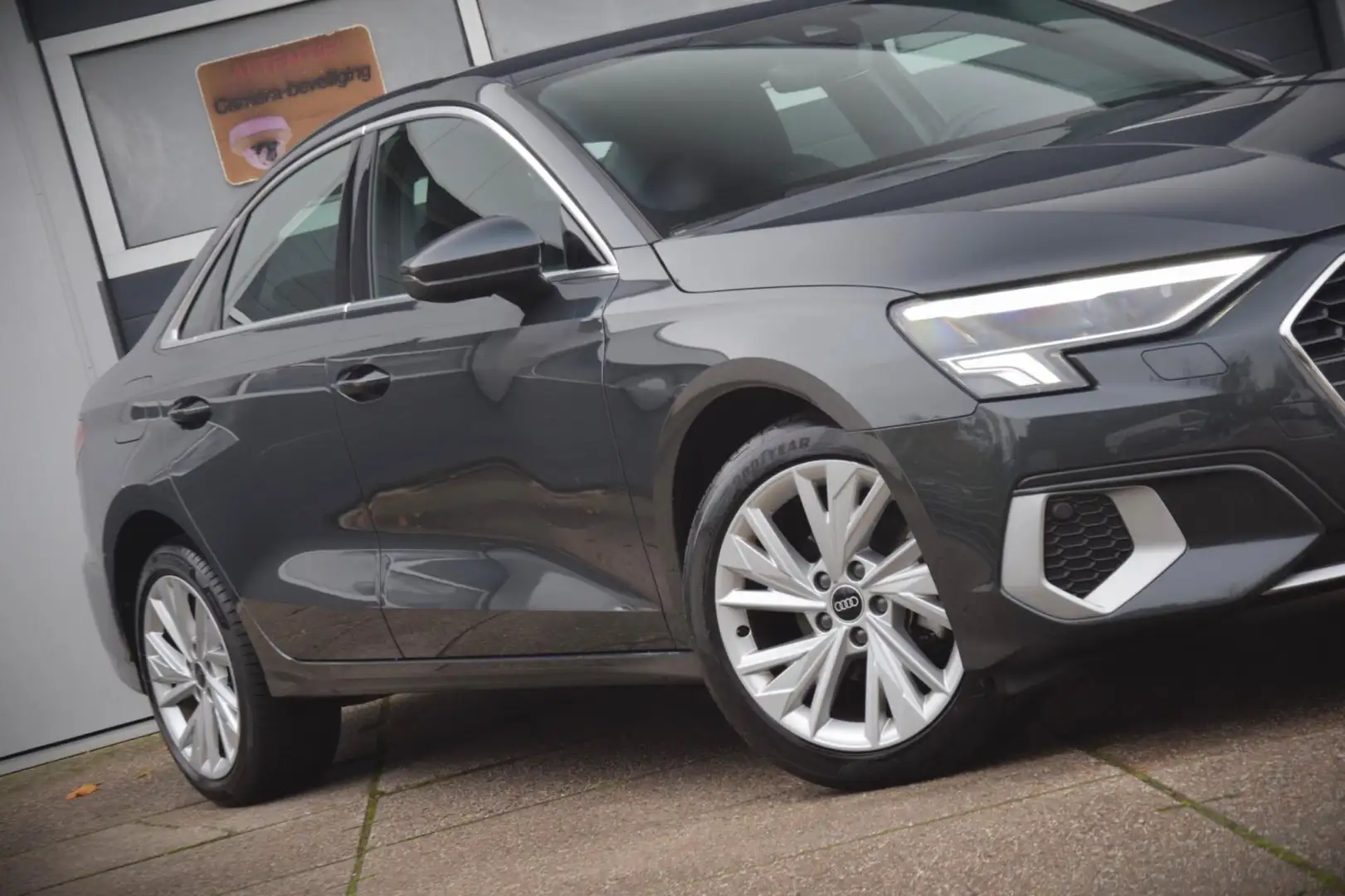 Audi A3 Limousine 30 TFSI Advanced edition SPORTSTOELEN/AP Gris - 2