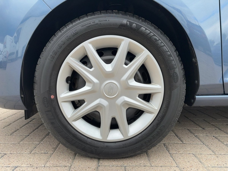Ford Fiesta 1.1 Trend SpurH — photo 13