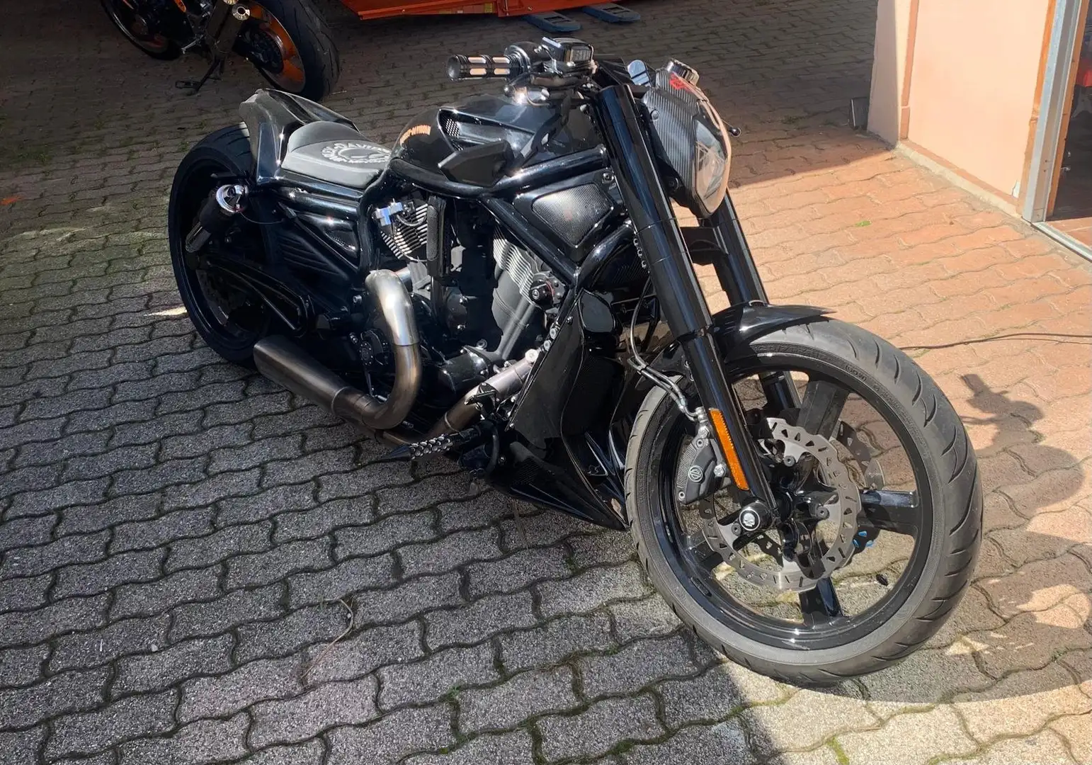 Harley-Davidson V-Rod Night Rod Černá - 2